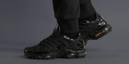 NIKE AIR MAX TN "TRIPLE BLACK"