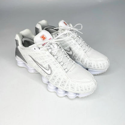 NIKE AIR MAX SHOX "TRIPLE WHITE"