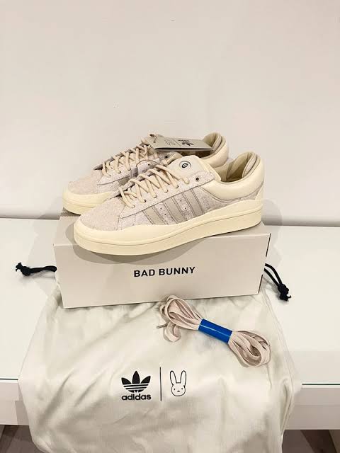 Adidas campus x Bad Bunny light