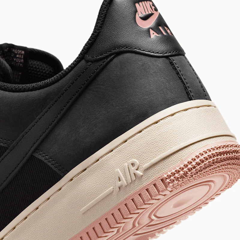 NIKE AIR FORCE 1 2025