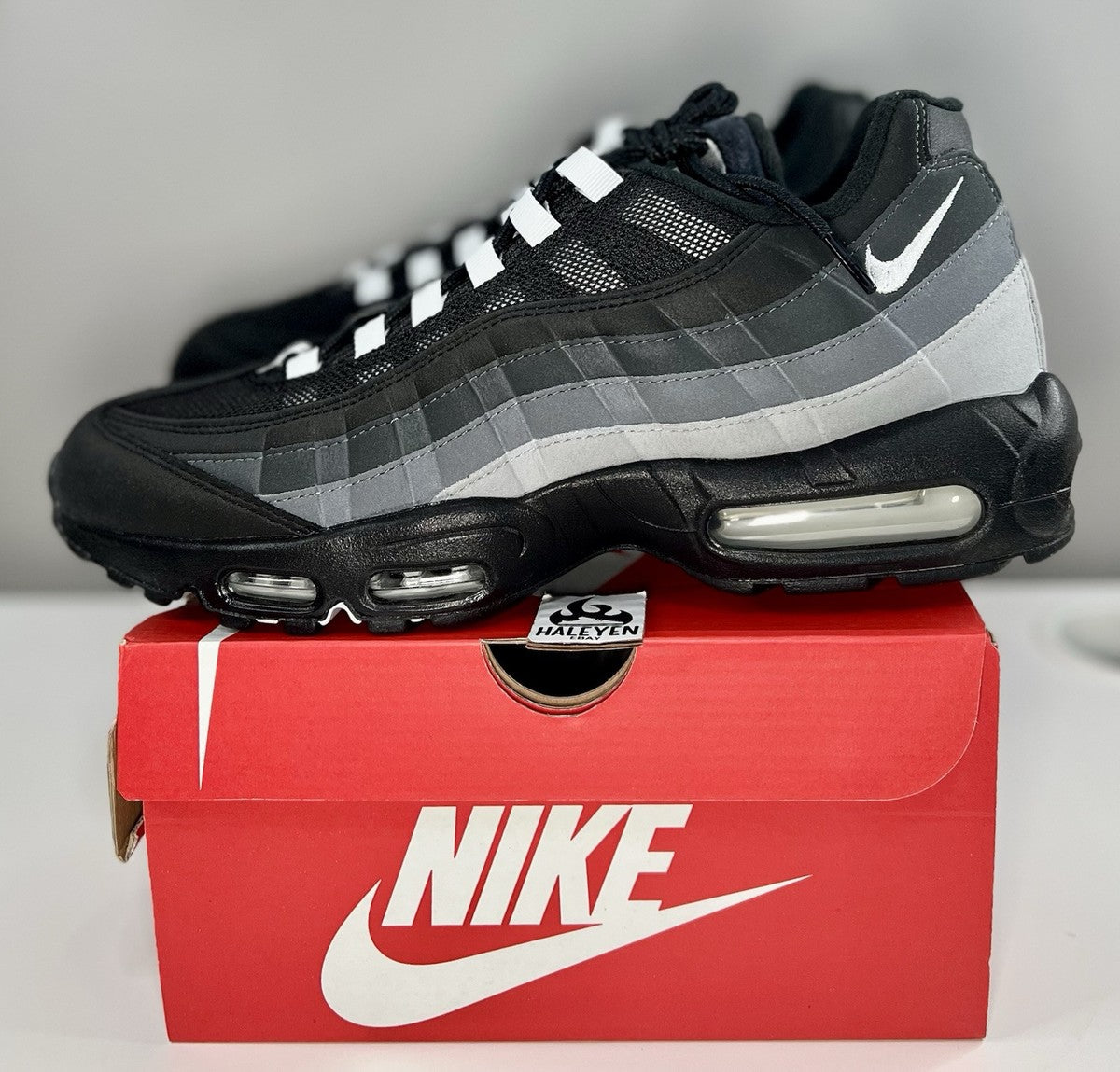 NIKE AIR MAX 95