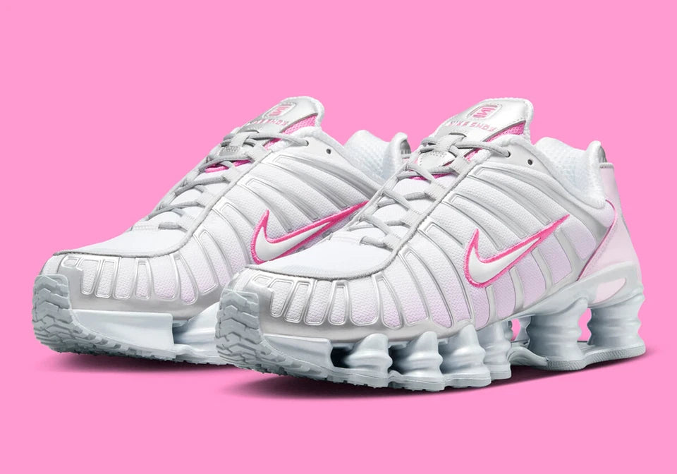 NIKE SHOX WOMEN